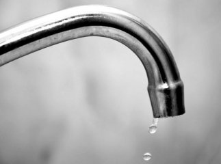 Підрозділ "Львівської залізниці" позбавив мешканців Чопа води