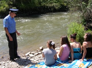 Журналісти Хустщини разом з правоохоронцями взяли участь у рейді під час профілактичної операції «Берег»