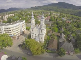 У мережі з’явилось вражаюче відео про Перечин, зняте з висоти пташиного польоту