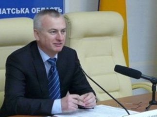 Громадські активісти просять з’ясувати, чи дійсно головний міграційник Закарпаття має подвійне громадянство