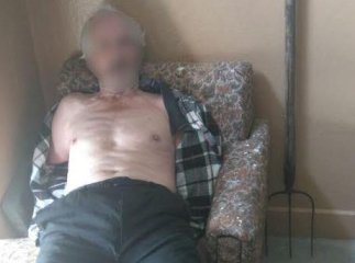 П’яний чоловік не впускав дружину до помешкання та кидався із вилами на поліцейських, погрожуючи вбивством