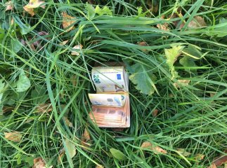 Прикордонники шукають людину, яка загубила понад 9 тисяч євро: подробиці