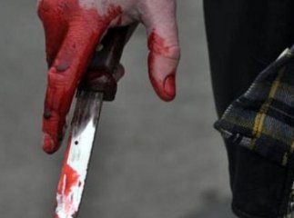 В Ужгороді жінка порізала свій живіт кухонним ножем