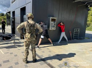 Затримання провели на автомийці: що трапилось в області