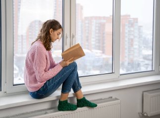 У кімнаті стане тепліше на кілька градусів: що зробити, щоб холод не проникав в оселю
