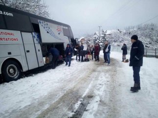 На Закарпатті автобус, у якому було 46 пасажирів, потрапив у ДТП
