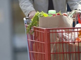 Закарпатці масово скуповуються в Угорщині через якісні та дешеві товари