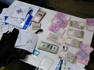 Поліцейські провели спецоперацію із затримання наркодилерів
