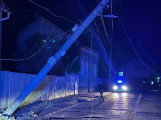 У Мукачеві п’яний водій на авто врізався у електроопору