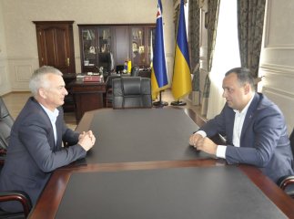 Родини загиблих бійців АТО безкоштовно оформили закордонні паспорти