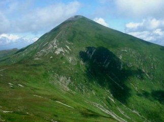 На Говерлі літератори читають свої твори на захист української мови