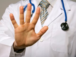 Зволікання чиновників призвело до смерті закарпатця, ще 18 людських життів під загрозою