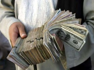 Шахрайка з Мукачева обдурила людей на понад мільйон гривень