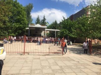 В Ужгороді пересклали ЗНО, зірване через "замінування" ЗОШ №19