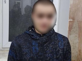 Розбив вікно і зістрибнув: мукачівські патрульні розповіли, що накоїв хлопець у гуртожитку