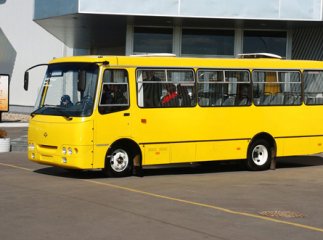 Мукачеву за 3,9 мільйонів гривень придбають спецтехніку для комунальних підприємств міста та пасажирські автобуси