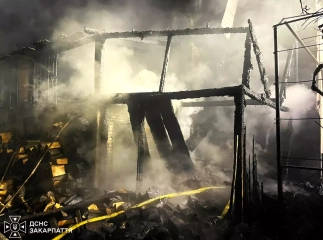 Пожежа знищила прибудову до будинку площею понад 100 квадратів