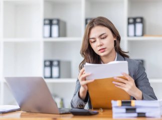 Яка робота із зарплатою від 15 тисяч гривень є на Закарпатті