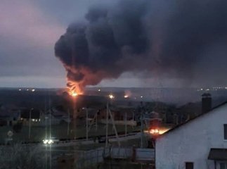 В росії знову вибухи та пожежа: відомо, де зараз горить