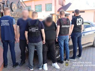 Човнова мандрівка зірвалася: в Ужгороді затримали дует «туроператорів»