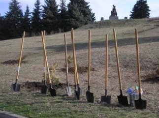 Міліціонери теж вийшли на суботник