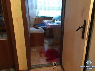 Сварка між тіткою та неповнолітньою племінницею закінчилася різаниною