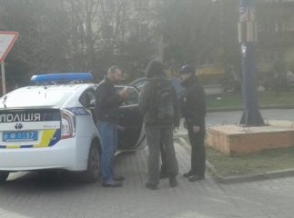 Чоловіку, який відрізав собаці голову в Ужгороді, обрано запобіжний захід у вигляді особистого зобов’язання
