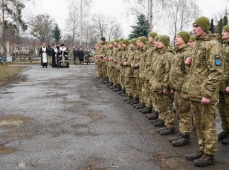 Бої за Дебальцеве: у Мукачеві вшанували пам’ять полеглих героїв