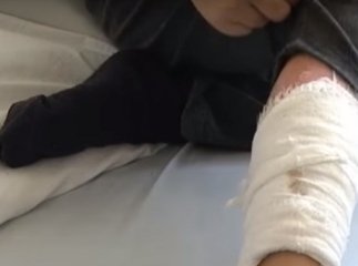 Закарпатка катувала прийомного сина