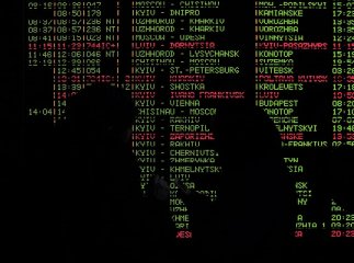 До 15 годин у дорозі: через обстріли масово затримуються потяги до Закарпаття