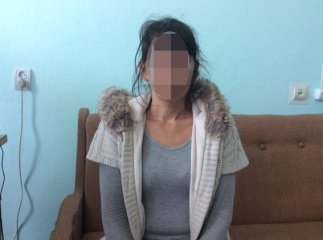 Раніше судима мукачівка вкрадений від своєї ровесниці телефон понесла до ломбарду