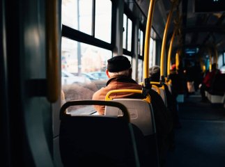 У Хусті 1 листопада курсуватимуть безкоштовні автобуси за спецграфіком
