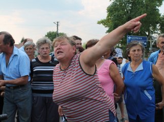 Мешканці Ракошина не збираються відкривати трасу міжнародного сполучення "Київ-Чоп"