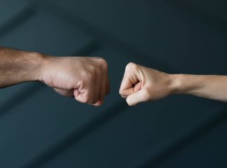На Закарпатті поліція розслідує побиття двох чоловіків