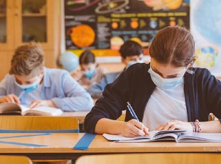 Одна з громад Закарпаття вирішила продовжити карантин у школах