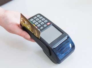 Код «61» і гроші не пройдуть: надано уточнення про оплату карткою у магазинах
