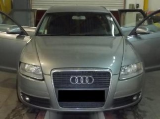 Громадянин Німеччини позбувся на кордоні дорогого автомобіля та 7 тисяч євро