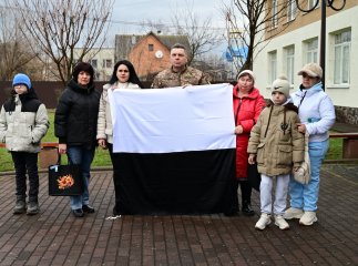 У закладах освіти Закарпаття один за одним піднімають Прапори Надії