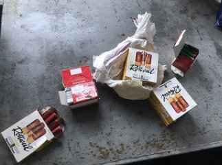 Прикордонники помітили у мікроавтобусі підозрілий пакунок