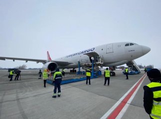 В Україну доставили першу партію вакцини від Covid-19