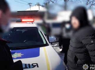 Закарпатець вимагав від чоловіка 10 тисяч доларів за, нібито, інтимні стосунки з його дружиною. Оприлюднено відео Закарпатець вимагав від чоловіка 10 тисяч доларів за, нібито, інтимні стосунки з його дружиною. Оприлюднено відео