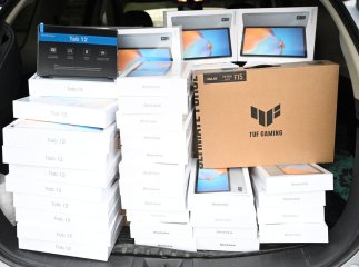 Із Закарпаття відправлено 40 планшетів для військових