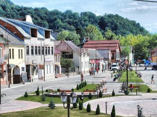 Хуст у об’єктиві: про неповторне європейське містечко зняли неперевершений відеосюжет