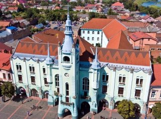 Мукачівську ратушу показали з висоти пташиного польоту