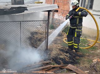 У селі на Хустщині рятувальники гасили пожежу У селі на Хустщині рятувальники гасили пожежу
