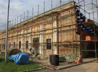 Ужгородський "Авангард" почали ремонтувати