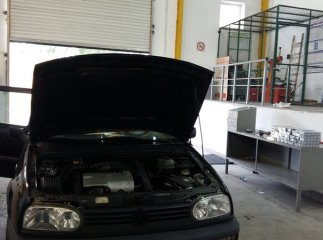 Українець намагався приховано перевезти цигарки, заховавши їх у паливному баку свого авто