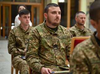 На Закарпатті нагородили бійців Нацгвардії до Дня Героїв