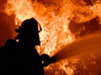 Вночі в одному з сіл Довжанської ТГ спалахнула пожежа