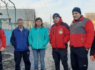 Перелякана дівчина ховалась у кущах: рятувальники розповіли про вчорашній випадок